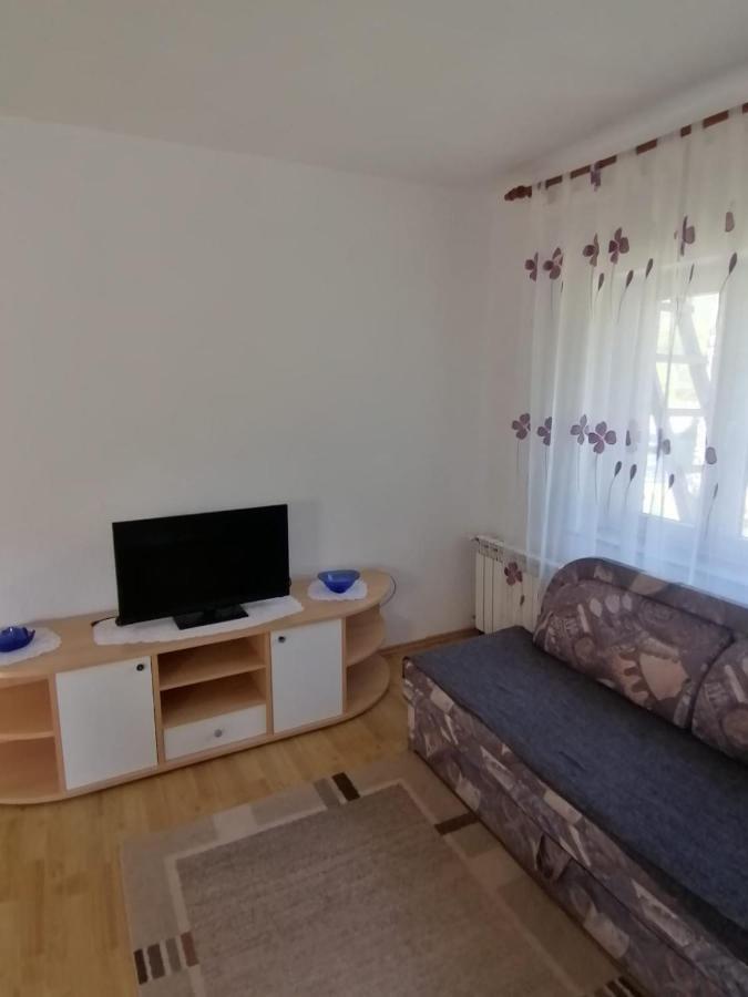 Apartman Juka Krasno Polje Extérieur photo