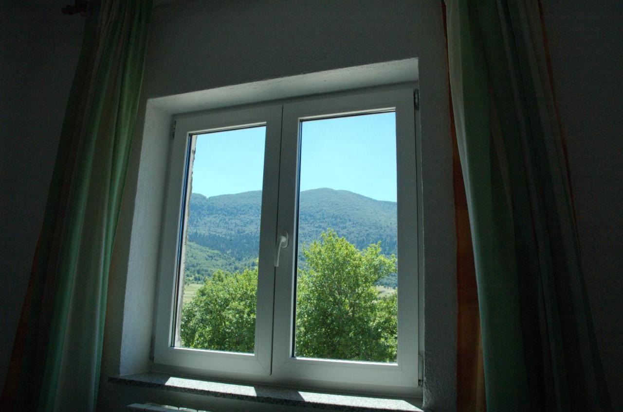 Apartman Juka Krasno Polje Extérieur photo
